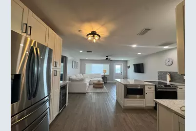 108 SW 9th Street, Boynton Beach, FL 33426 - Photo 13