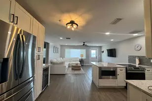 108 SW 9th St, Boynton Beach, FL 33426 - Photo 13