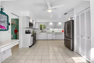35 Glens Dr E, Boynton Beach, FL 33436 - Photo 27