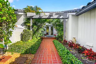 35 Glens Dr E, Boynton Beach, FL 33436 - Photo 9