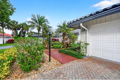 35 Glens Drive E, Boynton Beach, FL 33436 - Photo 5