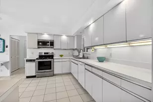35 Glens Dr E, Boynton Beach, FL 33436 - Photo 25