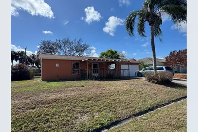 582 SE Karrigan Terrace, Port Saint Lucie, FL 34983 - Photo 1