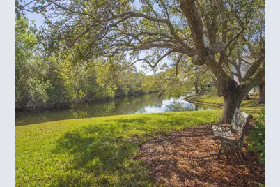 1687 Aynsley Way, Vero Beach, FL 32966 - Photo 33