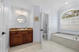 2526 SW Abney St, Port Saint Lucie, FL 34953 - Photo 9