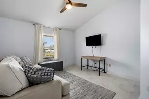 2526 SW Abney St, Port Saint Lucie, FL 34953 - Photo 9