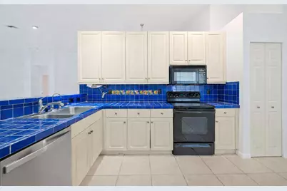 5327 Wycombe Avenue, Boynton Beach, FL 33437 - Photo 9