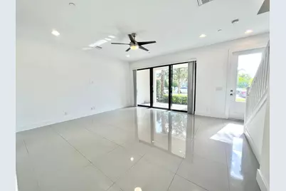 4079 Faraday Way, Palm Beach Gardens, FL 33418 - Photo 9