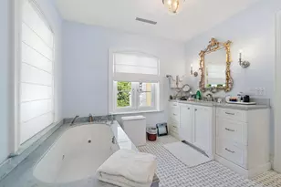 210 Emerald Ln, Palm Beach, FL 33480 - Photo 25