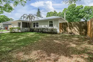 2445 88th Ct, Vero Beach, FL 32966 - Photo 3