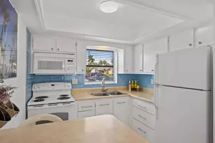 2735 Dudley Dr E, West Palm Beach, FL 33415 - Photo 7
