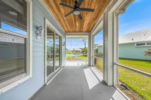 615 NE Canoe Park Cir, Port Saint Lucie, FL 34983 - Photo 25