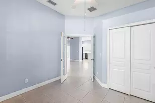 615 NE Canoe Park Cir, Port Saint Lucie, FL 34983 - Photo 7