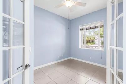 615 NE Canoe Park Circle, Port Saint Lucie, FL 34983 - Photo 5