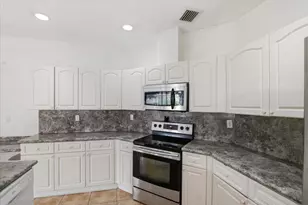 15062 SW 11th St, Miami, FL 33194 - Photo 19