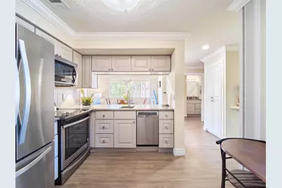 19218 Glenmoor Drive, West Palm Beach, FL 33409 - Photo 11