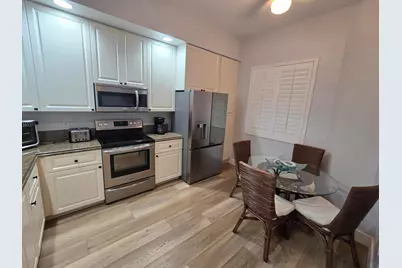 22 Harbour Isle Drive W #105, Fort Pierce, FL 34949 - Photo 3