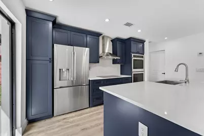 1382 N Mangonia Drive, West Palm Beach, FL 33401 - Photo 11