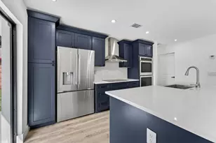 1382 N Mangonia Dr, West Palm Beach, FL 33401 - Photo 11