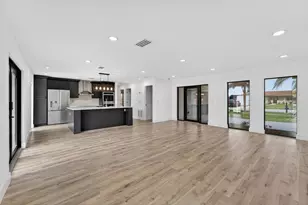 1382 N Mangonia Dr, West Palm Beach, FL 33401 - Photo 9