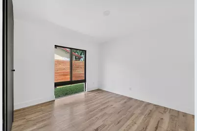 1382 N Mangonia Drive, West Palm Beach, FL 33401 - Photo 31