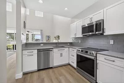 10726 Pelican Drive, Wellington, FL 33414 - Photo 13