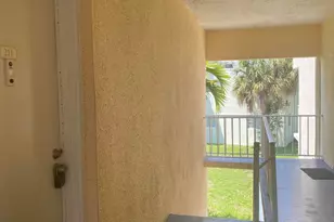 409 Executive Center Dr, West Palm Beach, FL 33401 - Photo 1