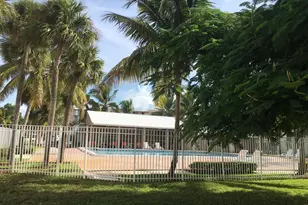 409 Executive Center Dr, West Palm Beach, FL 33401 - Photo 23