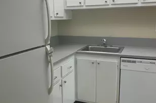 409 Executive Center Dr, West Palm Beach, FL 33401 - Photo 7