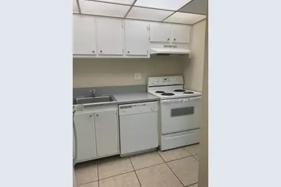 409 Executive Center Drive #211, West Palm Beach, FL 33401 - Photo 9