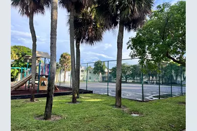 409 Executive Center Drive #211, West Palm Beach, FL 33401 - Photo 29