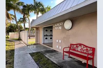 409 Executive Center Drive #211, West Palm Beach, FL 33401 - Photo 25