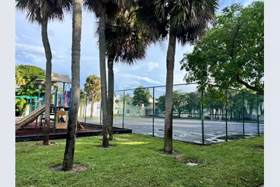 409 Executive Center Drive #211, West Palm Beach, FL 33401 - Photo 37