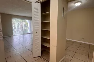 409 Executive Center Dr, West Palm Beach, FL 33401 - Photo 33