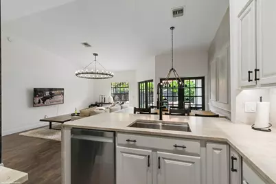 13504 Fountain View Boulevard, Wellington, FL 33414 - Photo 7