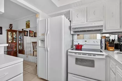 100 SE 6th Avenue #303, Pompano Beach, FL 33060 - Photo 19