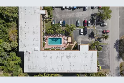 100 SE 6th Avenue #303, Pompano Beach, FL 33060 - Photo 27