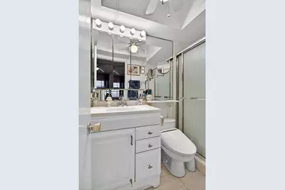 100 SE 6th Avenue #303, Pompano Beach, FL 33060 - Photo 25