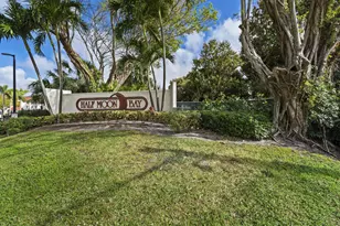 108 Half Moon Cir, Hypoluxo, FL 33462 - Photo 35