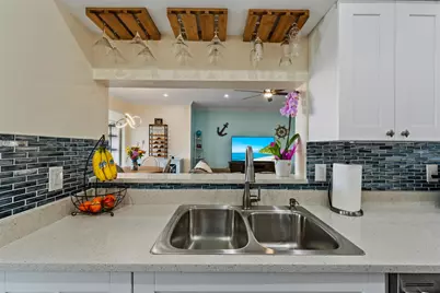 108 Half Moon Circle #C3, Hypoluxo, FL 33462 - Photo 9