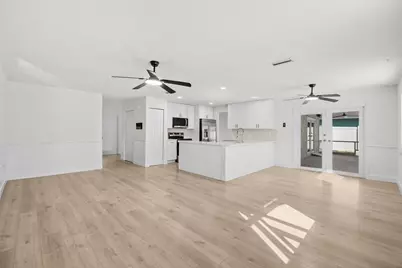 218 Las Palmas Street, Royal Palm Beach, FL 33411 - Photo 13