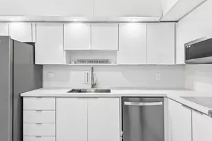 4001 S Ocean Dr, Hollywood, FL 33019 - Photo 11
