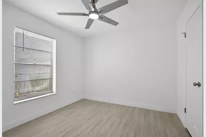 129 Bilbao Street, Royal Palm Beach, FL 33411 - Photo 21