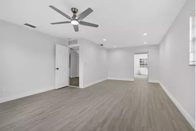 129 Bilbao Street, Royal Palm Beach, FL 33411 - Photo 19