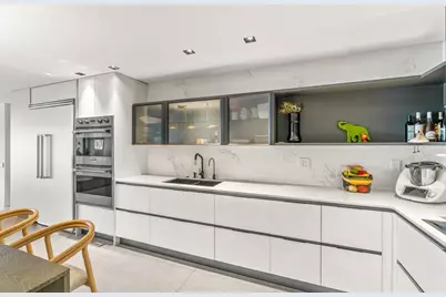 1037 Boca Cove Lane, Highland Beach, FL 33487 - Photo 5