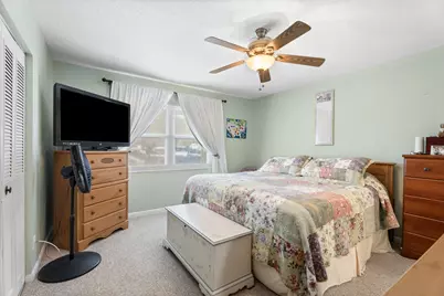 1341 SE Seashell Lane, Stuart, FL 34996 - Photo 11