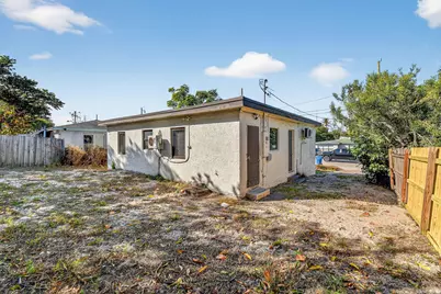 1257 W 35th Street, Riviera Beach, FL 33404 - Photo 17