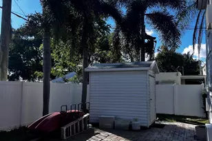 224 Conniston Rd, West Palm Beach, FL 33405 - Photo 15