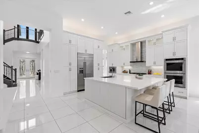 9086 Fiano Place, Boca Raton, FL 33496 - Photo 13