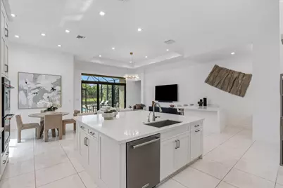 9086 Fiano Place, Boca Raton, FL 33496 - Photo 11